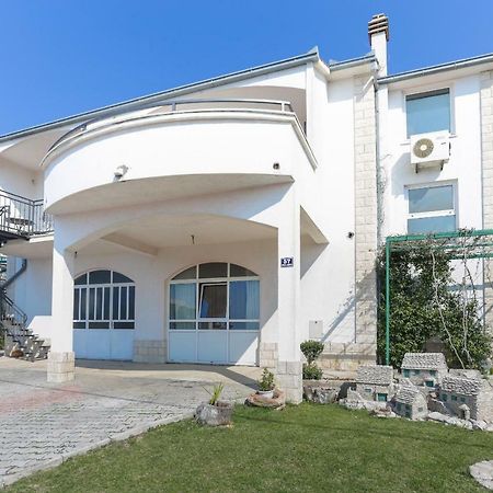 Charming Carmen Apartment Kastela Exterior photo