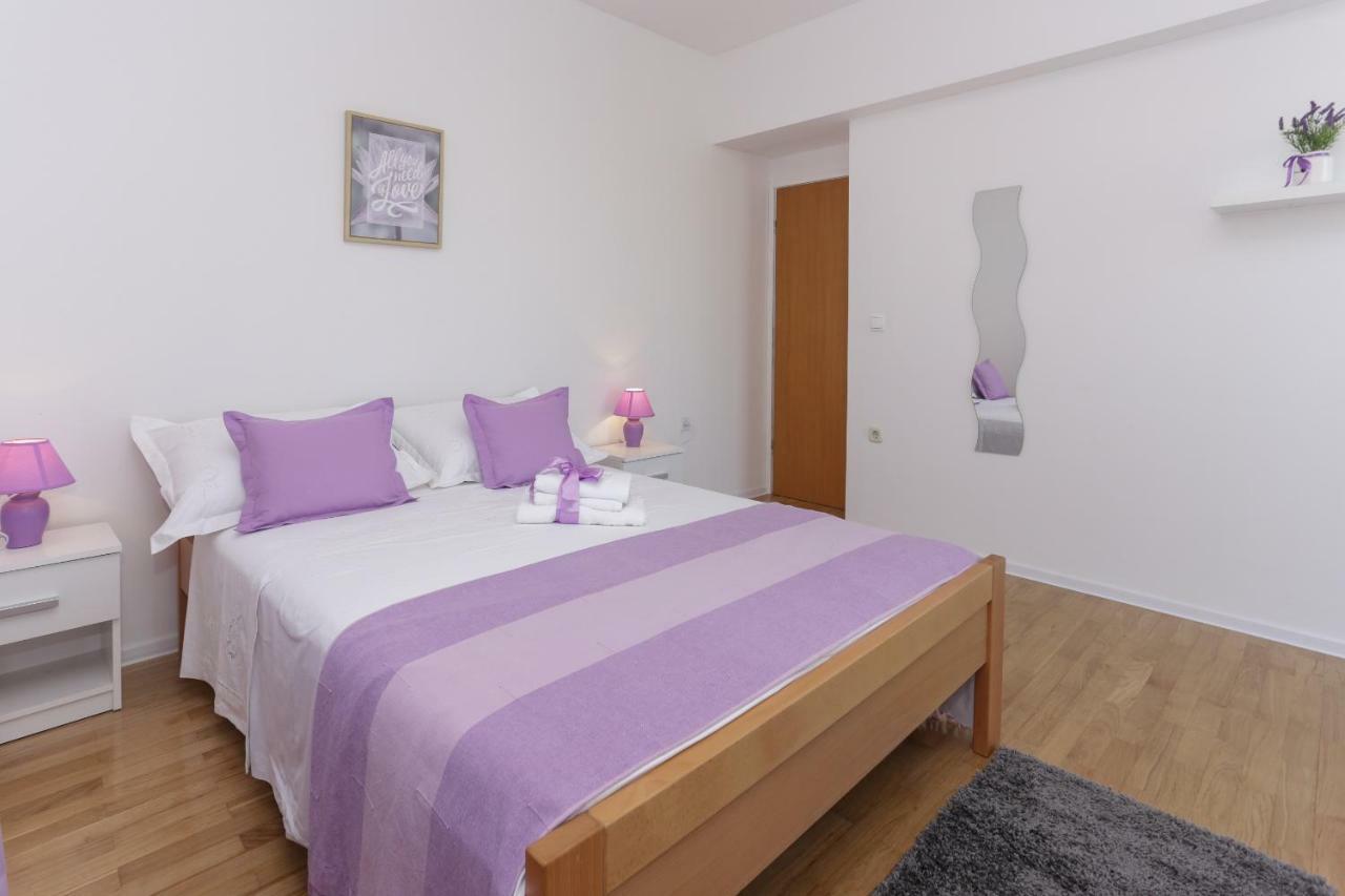 Charming Carmen Apartment Kastela Exterior photo